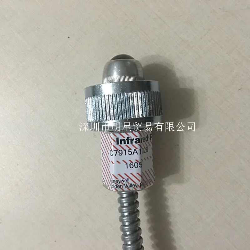 C7915A1028 Flame Detector Orig - огляд і ціна Woodworking Usa
